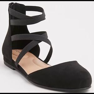 NWT torrid strappy flats size 6.5